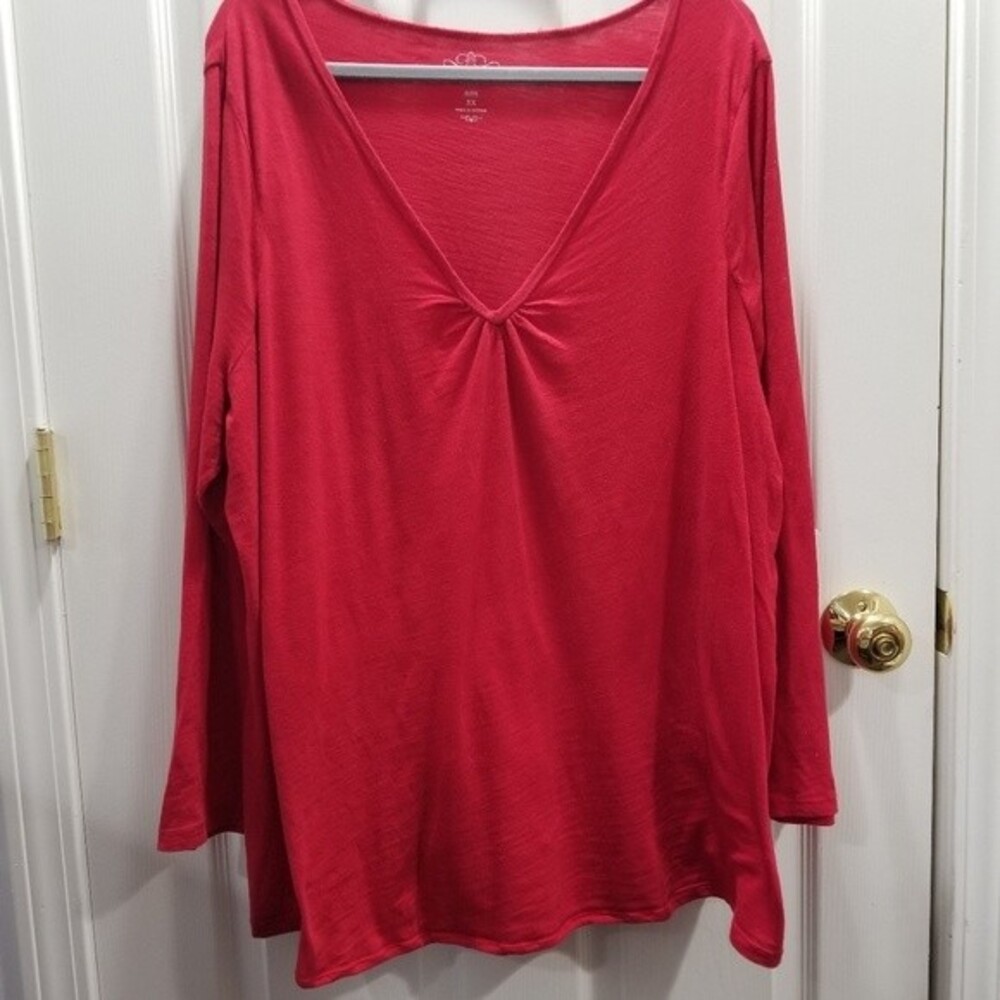 Old Navy Red V-Neck Long Sleeve T-shirt Size 3x